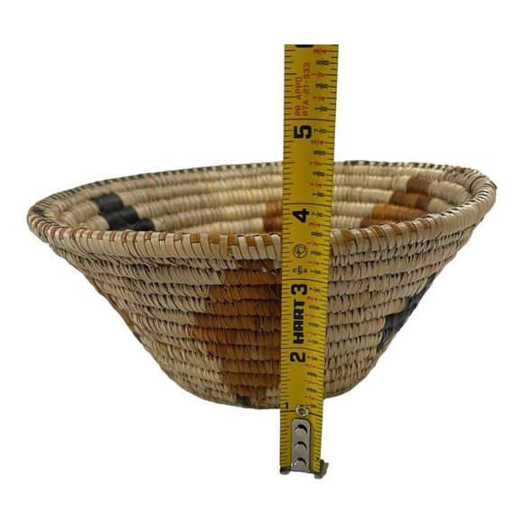 Vintage Africa Woven Coil Basket Bowl 8”X 3.5" Centerpiece Fruit Serving Storage - Picture 4 of 5